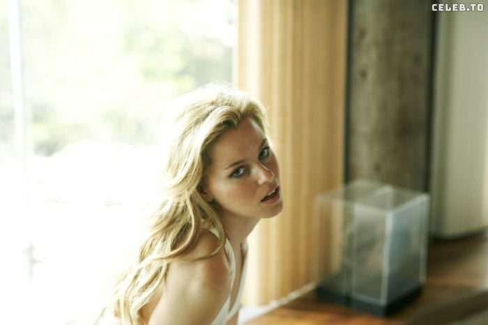 Image 9919665 from Elizabeth Banks
