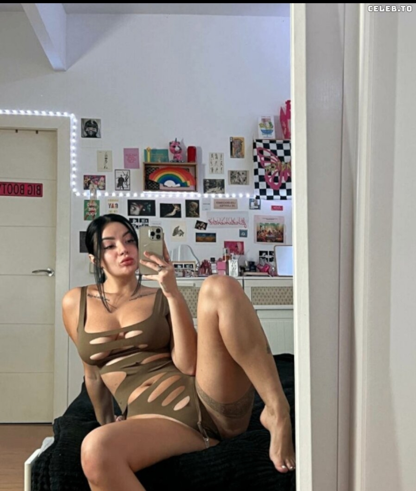 Image 9921326 from kellyyprive