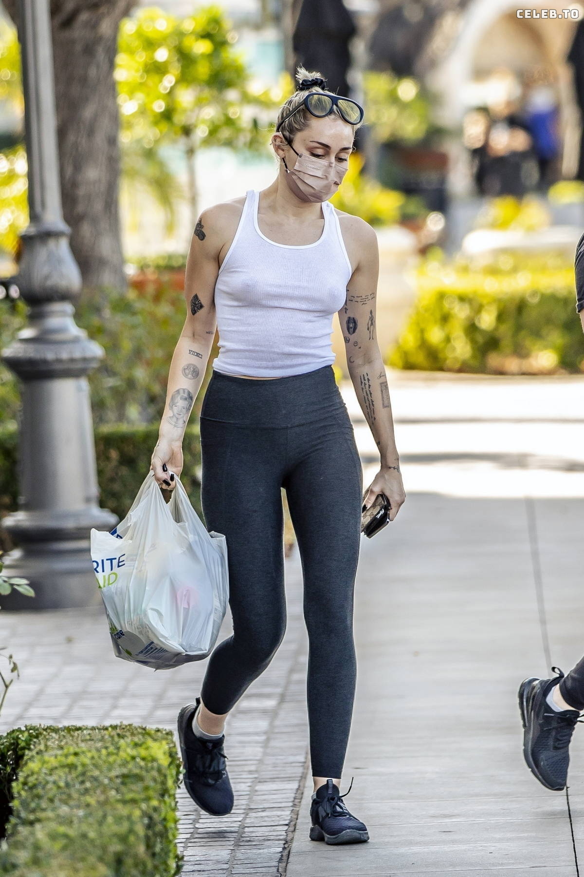 Image 9943746 from Miley Cyrus