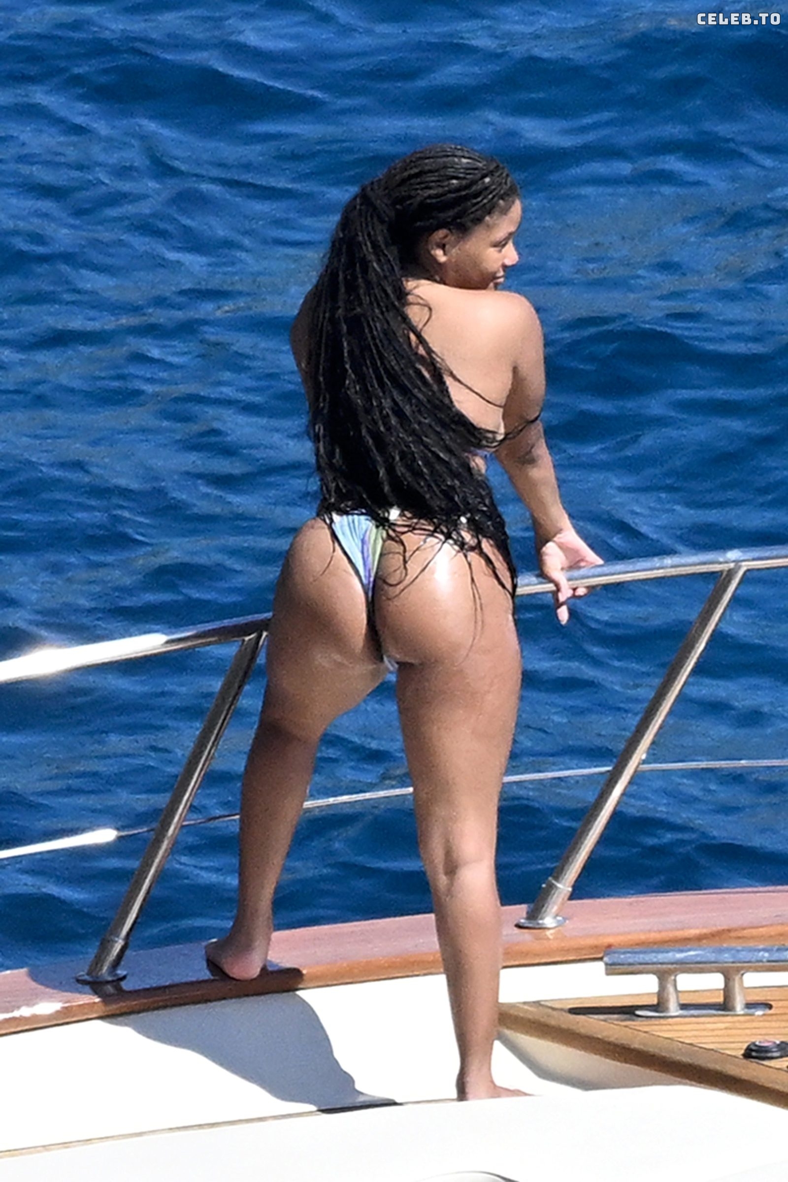 Image 9951443 from Halle Bailey
