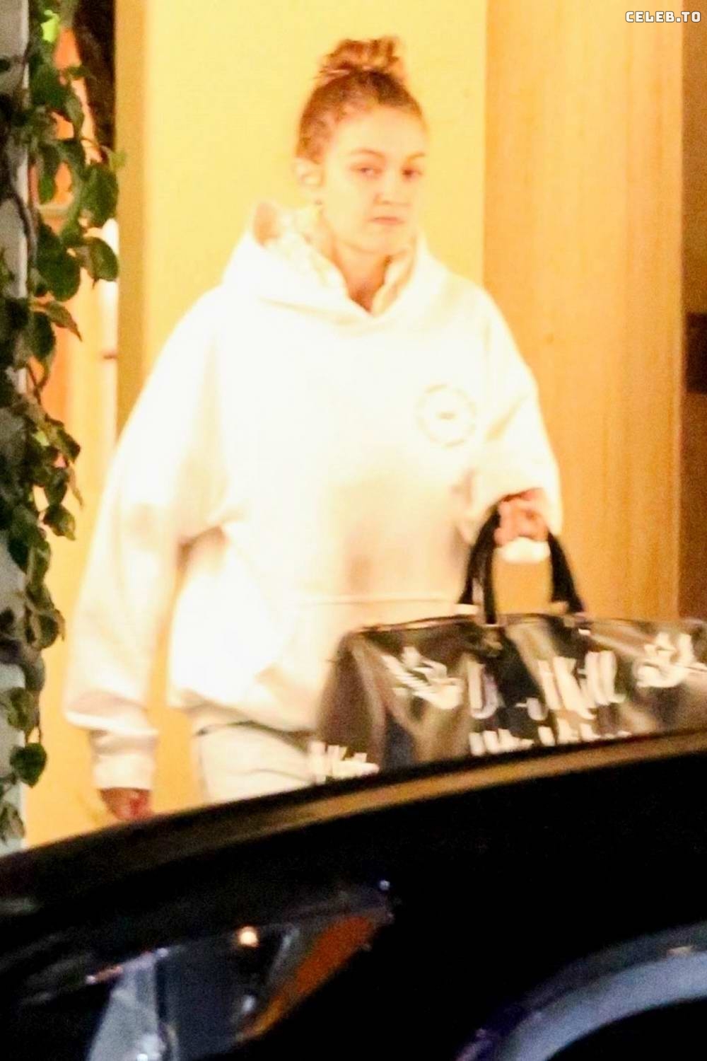 Image 9955666 from Gigi Hadid