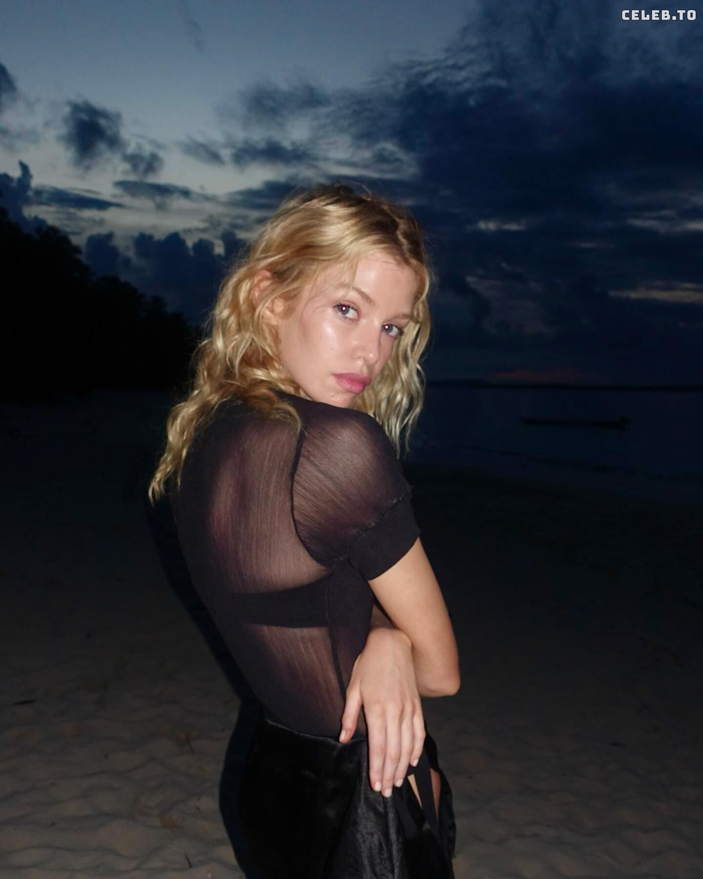 Image 9956473 from Stella Maxwell