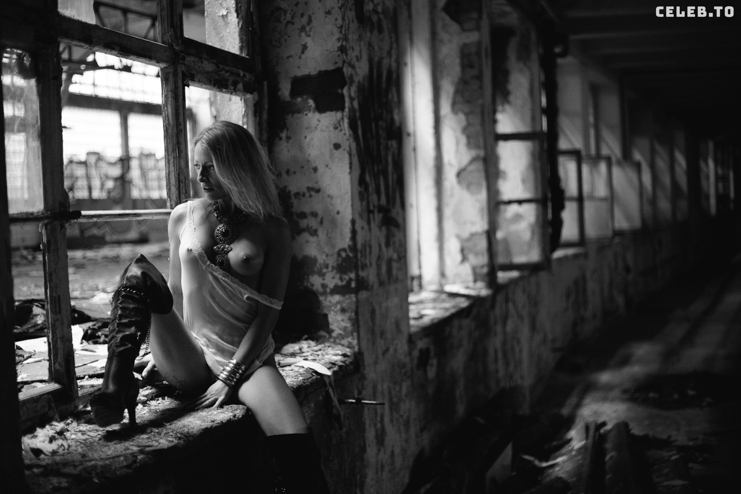 Image 9958704 from Calvato Photography - Patreon